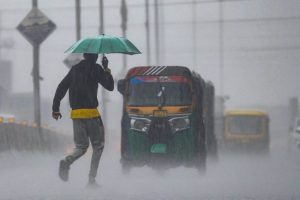 প্রাক বর্ষার বৃষ্টি উত্তরবঙ্গে, অস্বস্তির মাঝেই বিক্ষিপ্ত বৃষ্টিপাতের সম্ভাবনা কলকাতা-সহ একাধিক জেলায়