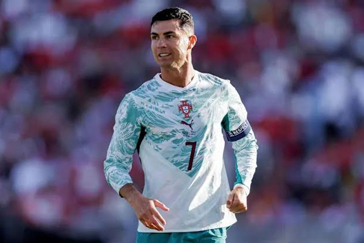 ‘চাপে পড়লে বোঝা যাবে কারা আসল চ্যাম্পিয়ন’, অধরা মাধুরীর স্বপ্নে আমেরিকা পাড়ি রোনাল্ডোর
