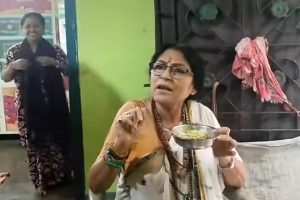 ‘লোভ সামলাতে পারিনি’, লোটে মাছের গন্ধ পেয়েই গেরস্থ বাড়িতে ঢুকে রসনাতৃপ্তি রূপার