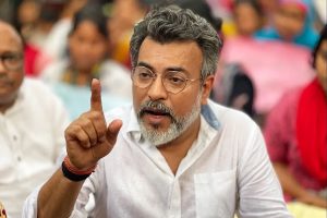 ‘রানি টেনশনে…’, বিধানসভায় মমতার ‘এপাং ওপাং ঝপাং’ আউড়ে তৃণমূলকে চরম কটাক্ষ রুদ্রনীলের