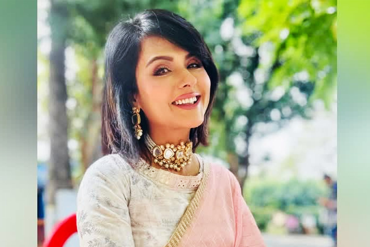 
Rupa Bhattacharya alleges assault and eve-teasing in Patuli.
