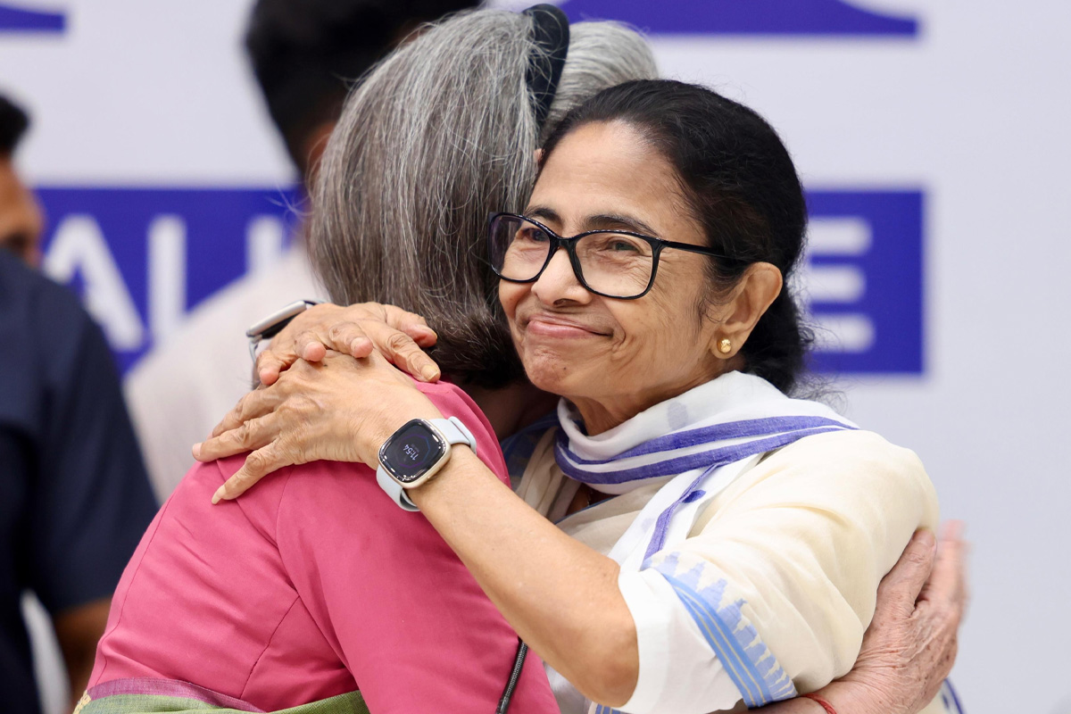 Mamata Banerjee and Sonia Gandhi at INDIA Bloc Meeting