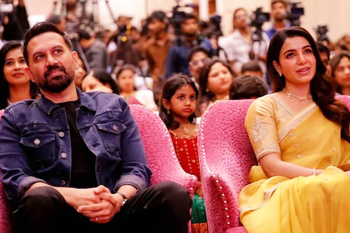 বিয়ের ৬ মাসেই মোহভঙ্গ! ভরা মঞ্চে সামান্থাকে ‘লাভ ইউ’ বলতে নারাজ পরিচালক স্বামী রাজ