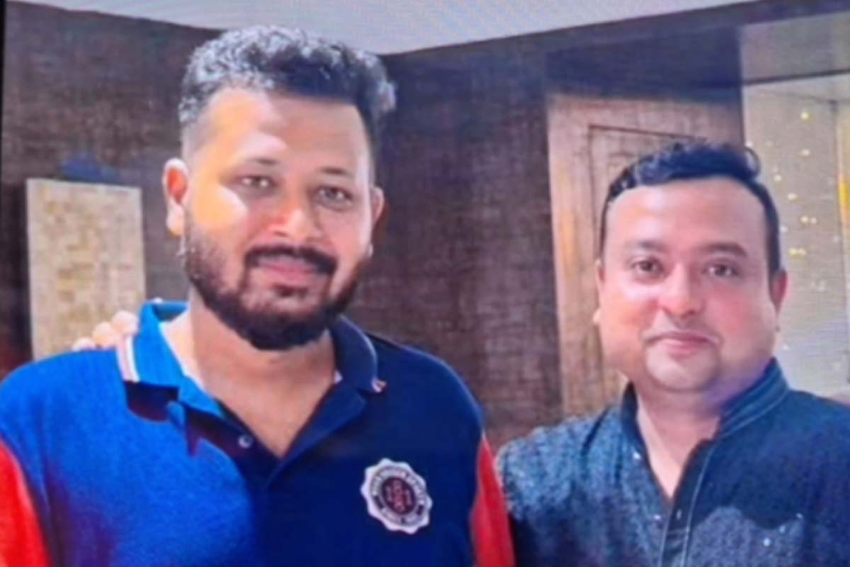 অভিষেকের আপ্ত সহায়ক সুমিত ‘বন্ধু’কে আটক করল পুলিশ, কারণ ঘিরে ধোঁয়াশা
