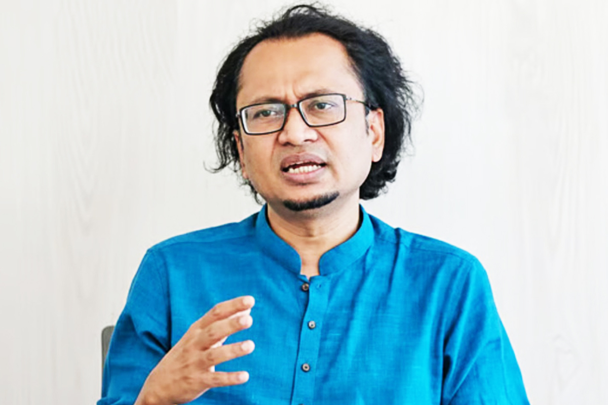 দিল্লি বিমানবন্দরে জটিলতায় তারেকের উপদেষ্টা! বিতর্কের মাঝে ঢাকায় ফিরে কী বললেন ‘ক্ষুব্ধ’ জাহিদ?
