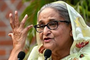 এবছরই দেশে ফেরার ঘোষণা হাসিনার, কী বলল ঢাকা?