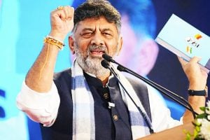 পড়ুয়াদের বিনামূল্যে বাস সফর, কর্নাটকের মসনদে বসেই ‘যুব যুগে’র সূচনা শিবকুমারের