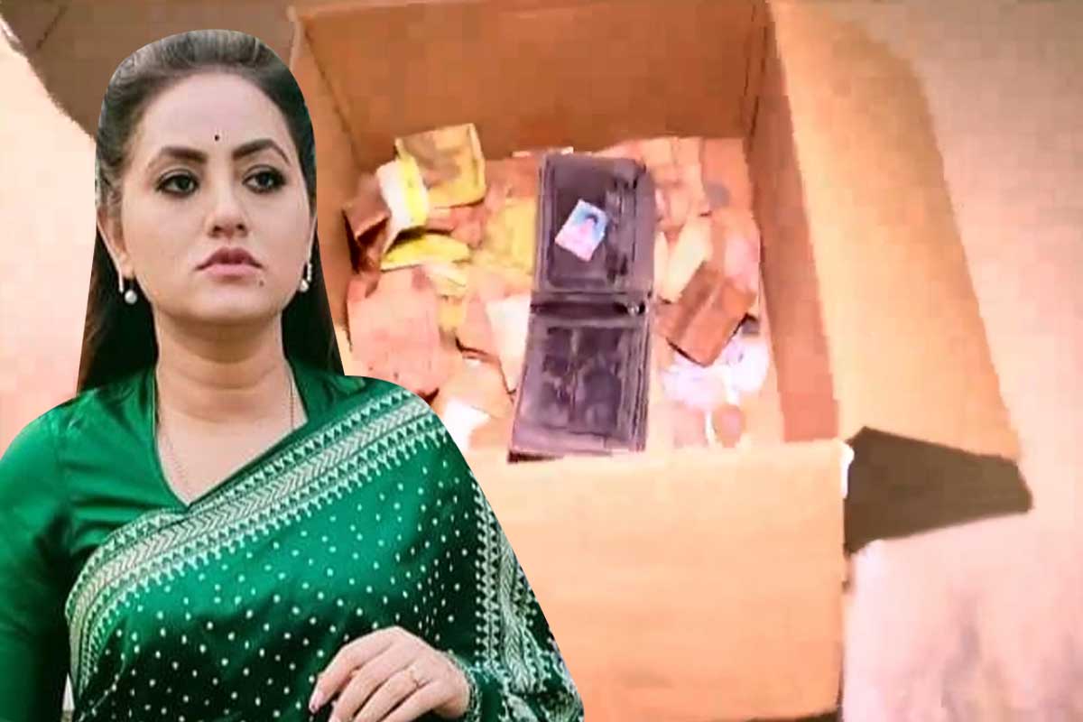 অনন্যার ওয়ার্ড অফিসে বাক্স ভর্তি টাকা, কন্ডোম, মিলল প্রোমোটারের রেটচার্টও!