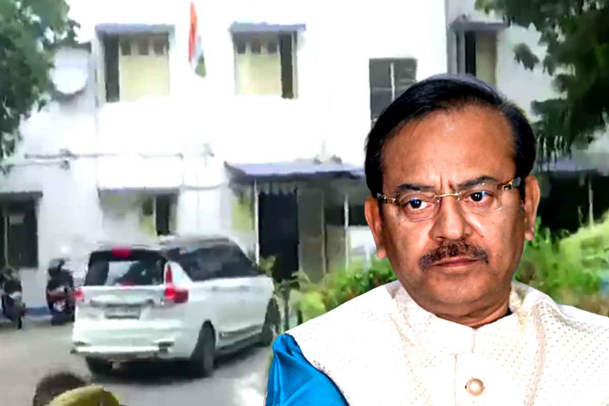 অবশেষে দেখা মিলল অরূপের, গরহাজিরার হ্যাটট্রিকের পর থানায় প্রাক্তন মন্ত্রী