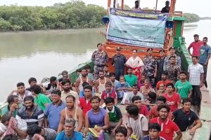 ৫ মাস পর মুক্তি! ৪টি ট্রলার-সহ ৯১ বাংলাদেশি মৎস্যজীবীকে ফেরাল ভারত