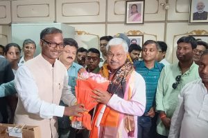 ‘পড়াশোনা করে চাকরি হয়, এই বিশ্বাসই ফেরাতে হবে’, স্কুল শিক্ষা দপ্তরের দায়িত্ব নিয়ে বললেন দীপক