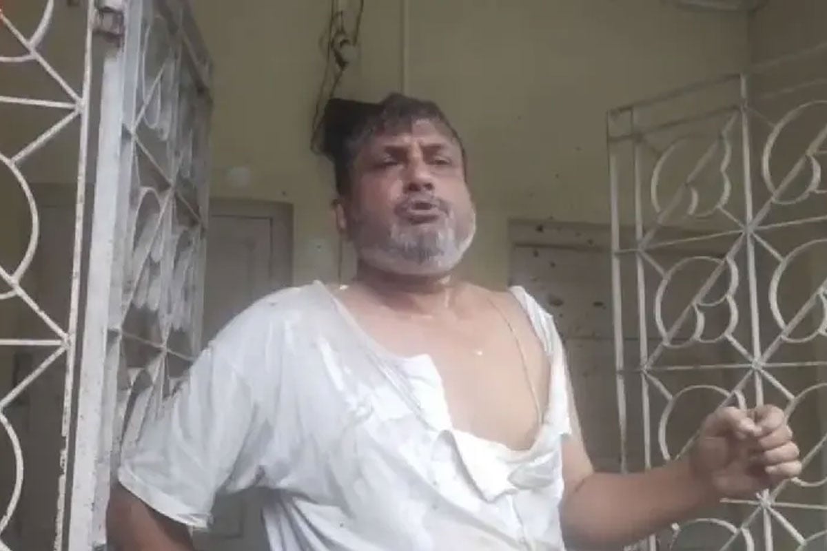 উদয়ন গুহের স্ত্রীকে খাবার পৌঁছানোর ‘অপরাধ’! এবার ডিম খেলেন প্রাক্তন বিজেপি নেতা