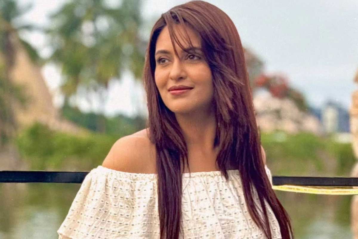 ‘প্রার্থনা করি সহজ যেন তারকাটা হয়’, সিরিজের প্রচারে আর কোন সিক্রেট ফাঁস করলেন প্রিয়াঙ্কা?