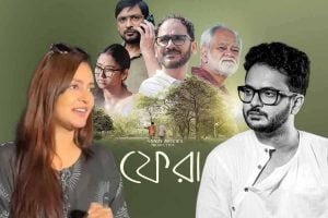 রাহুল নেই, শাশুড়ির পাশে বসেই নিজের ছবি দেখলেন প্রিয়াঙ্কা, সঙ্গী সহজও, দেখুন ভিডিও