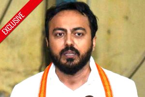বাংলার খেলাকে ধ্বংস করেছেন অরূপ! ময়দানকে স্বজনপোষণমুক্ত করার অঙ্গীকার নয়া ক্রীড়ামন্ত্রীর