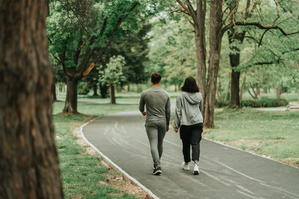 Yoga vs Walking for Diabetes: Which is better for controlling blood sugar and boost metabolic health.
