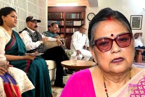 দিল্লি রওনা ‘বিদ্রোহী’ তৃণমূল সাংসদদের,  ‘২০ নই, আমরা ২২ জন’, জল্পনা বাড়িয়ে দাবি কাকলির