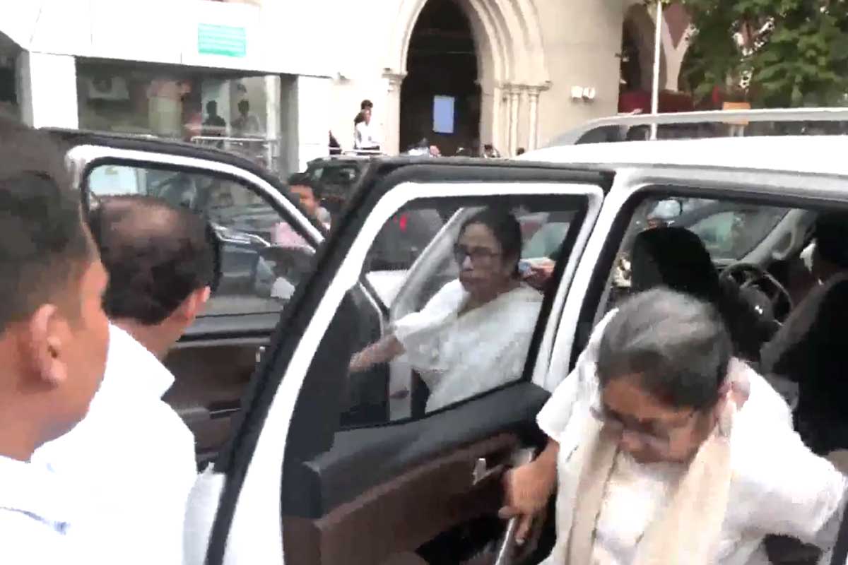 নন্দীগ্রামের পর ভবানীপুরে ভোটের ফলকে চ্যালেঞ্জ করে হাই কোর্টে মামলা দায়ের মমতার