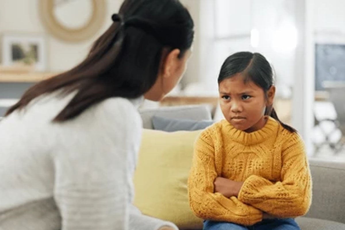 avoid these 6 behaviours to raise a confident child