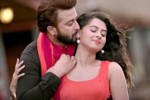 বিদেশে ঘুরতে গিয়েই ফের কাছাকাছি শাকিব-বুবলি, তৃতীয়বার বাবা হলেন সুপারস্টার! পুত্র না কন্যা এল ঘরে?