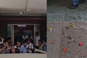 ডিমের পর নতুন অস্ত্র! ধৃত সব্যসাচীকে লক্ষ্য করে পচা টমেটো, গোবর উত্তেজিত জনতার