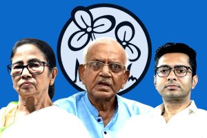 দলে ‘আমরাই আসল তৃণমূল’ স্লোগান, মমতা-অভিষেকের নির্বাচিত বিরোধী দলনেতাকে বদলে দেবেন বিধায়করাই!