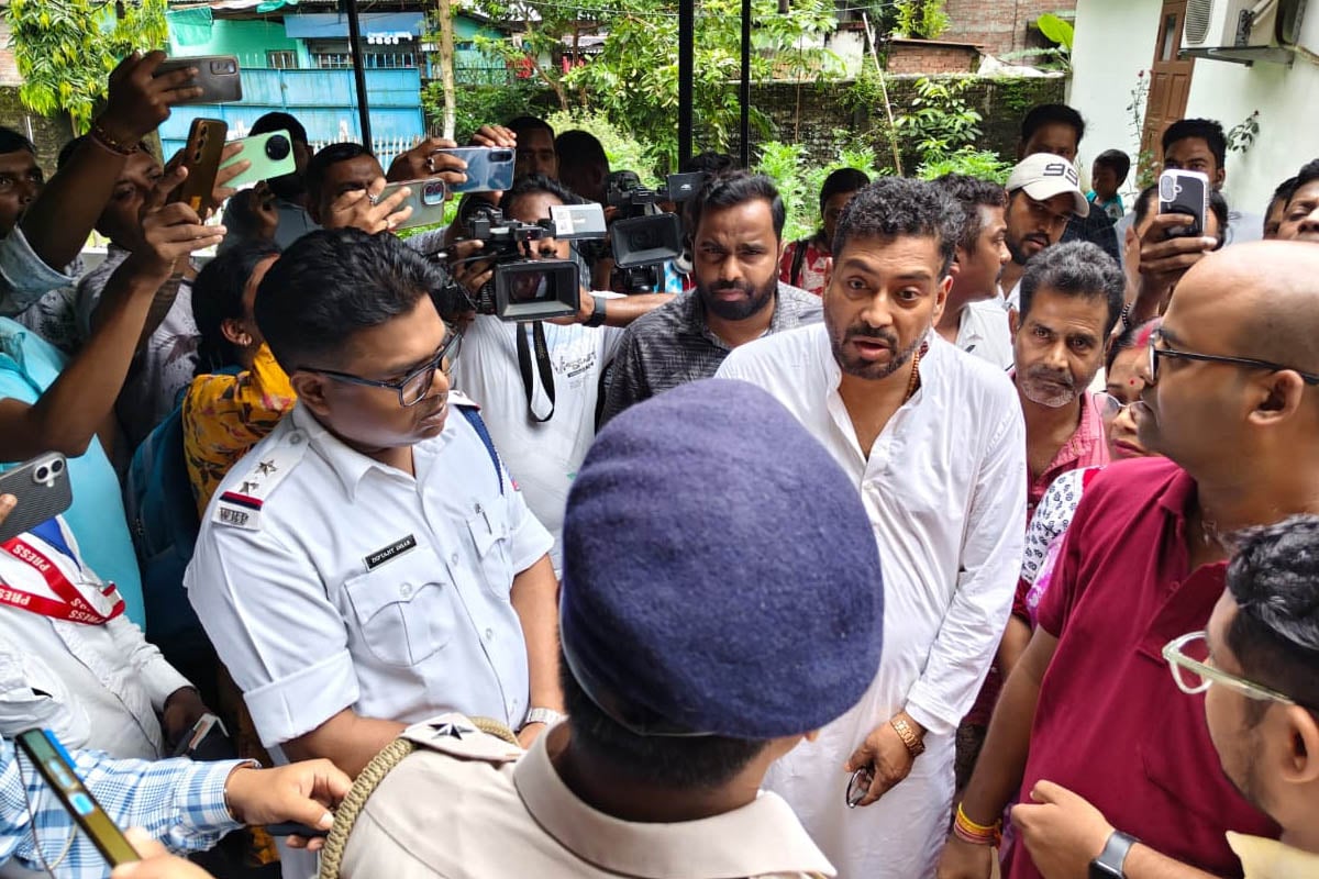 ‘দ্বিতীয়বার আসতে হলে ভালো হবে না’, মাফিয়ারাজ রুখতে পুলিশকে কড়া হুঁশিয়ারি মন্ত্রী শঙ্করের