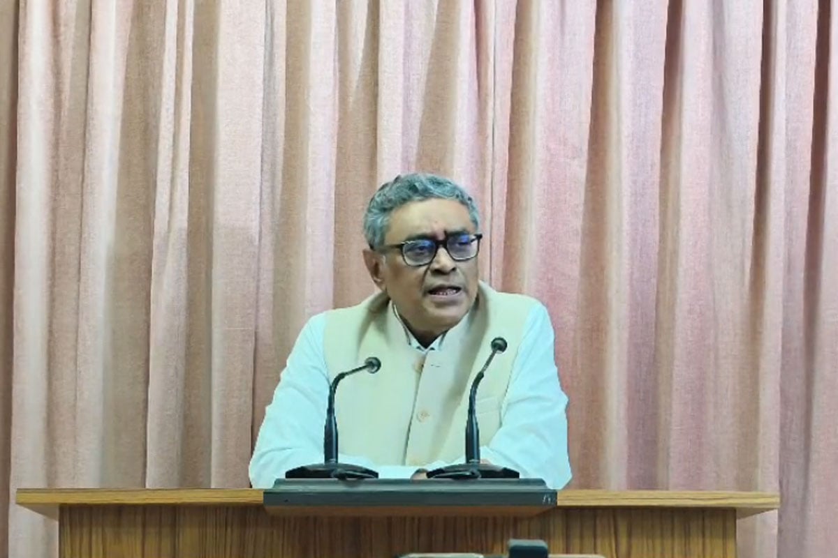 ‘কর বাড়ালেই রাজস্ব বাড়বে তার কোনও মানে নেই’, অর্থ দপ্তরের দায়িত্ব নিয়েই উত্তরবঙ্গে স্বপন