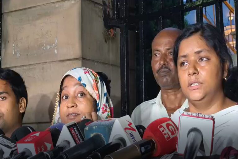 ‘তদন্ত এগোয়নি’, বিচার চেয়ে মুখ্যমন্ত্রীর দ্বারস্থ তামান্নার মা-আনিসের বাবা, শুভেন্দু বললেন…