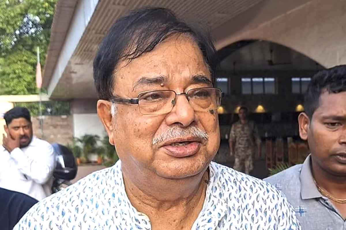 ডিনারে ডাল-রুটি, লকআপের মেঝেতেই রাত কাটল উদয়নের!