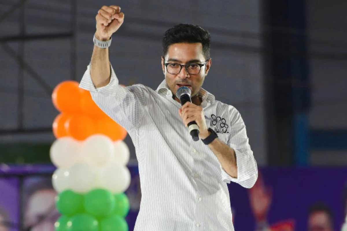 ‘দলত্যাগীরা ফিরলে ২৪ ঘণ্টার মধ্যে ইস্তফা দেব’, একুশে জুলাইয়ের প্রাক্কালে চ্যালেঞ্জ অভিষেকের