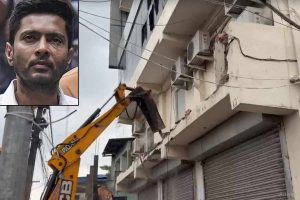 ‘ডায়মন্ড মডেলে’ রাতারাতি জতুগৃহ বেকারি! গজাল অভিষেকের ‘প্রাসাদ’, আমতলার ঝুলিতে লুকিয়ে বহু বিড়াল