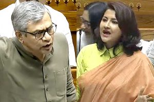 হাওড়া-হুগলিতে রেল প্রকল্পগুলির কাজ কতদূর? লোকসভায় রচনার প্রশ্নে জবাব দিলেন রেলমন্ত্রী