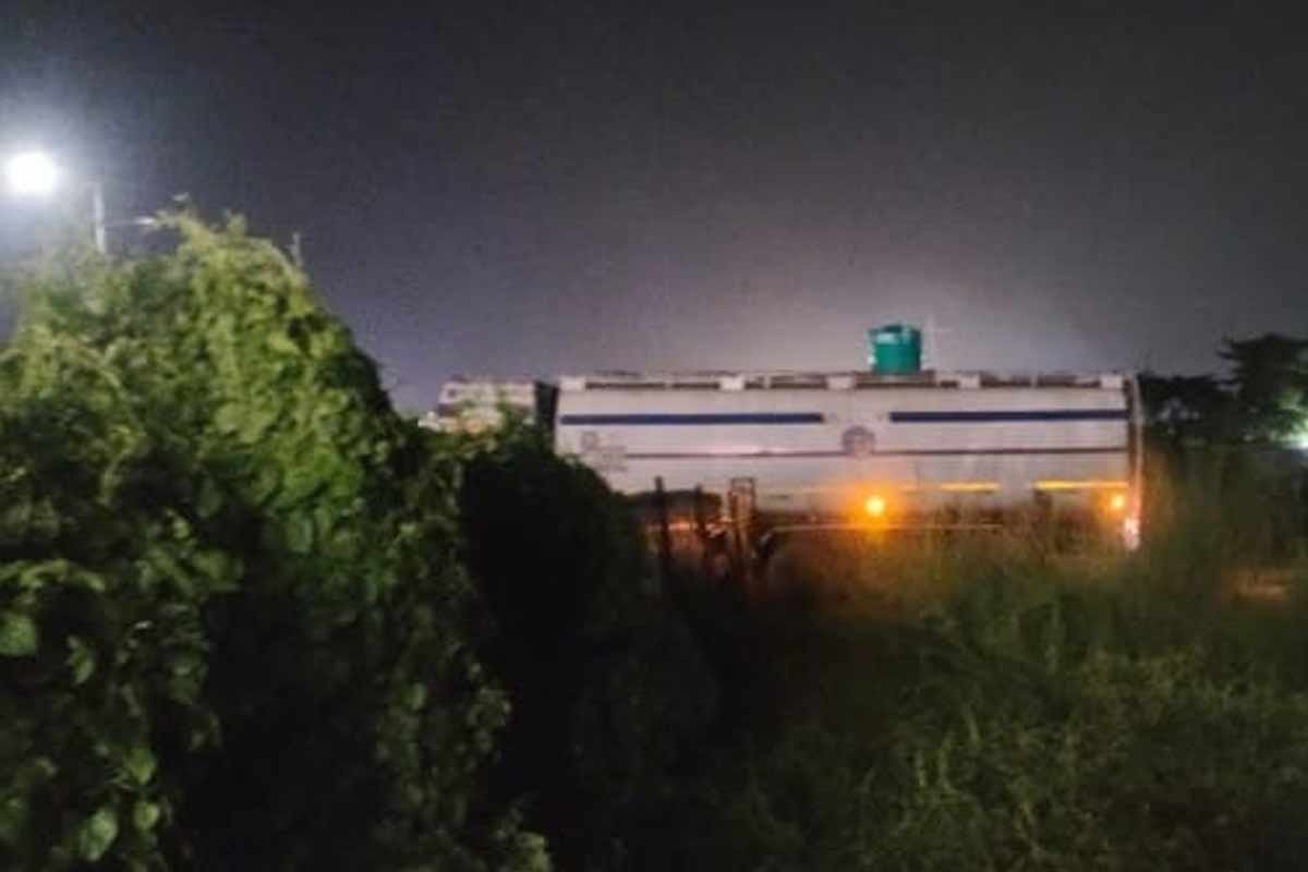মাঝরাস্তায় ট্যাঙ্কার থেকে ইথানল চুরি! বর্ধমানে সক্রিয় বড়সড় চক্র, সতর্ক পুলিশও
