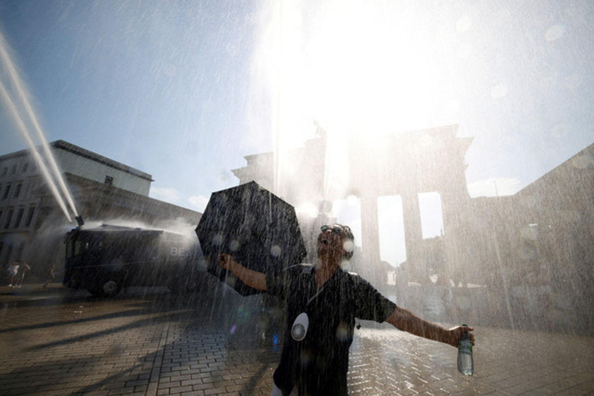 Europe Heatwave: How Berlin’s Water Cannons Prevent Heatstroke