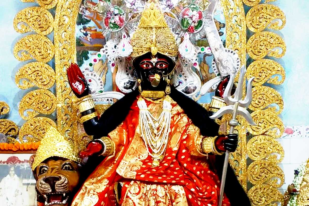 বিপদের মেঘ কাটবে সংসারে, জুলাইয়ের কোন দু’দিন করবেন বিপত্তারিণী ব্রত?