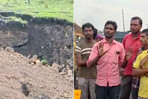কয়লা খনিতে ‘ম্যানমেড’ বিস্ফোরণ! আসানসোলে ভয়াবহ ধস, পুনর্বাসনের দাবিতে অবরোধ