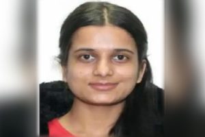 নাম ধরে ডেকে সামান্য কথা, তারপর গুলি! কানাডার রাজপথে লুটিয়ে পড়লেন ভারতীয় বংশোদ্ভূত তরুণী