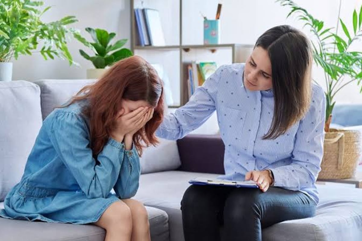 good grades do not always mean your child is happy 7 signs of emotional stress
