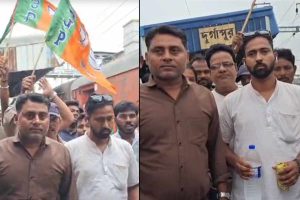 তৃণমূল আমলে বাধা পেয়েও সৌজন্য! একুশে জুলাই কর্মসূচিতে জল-বিস্কুট এগিয়ে দিলেন বিজেপি কর্মীরা