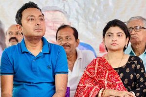 অদিতিকে ৬ ঘণ্টা জিজ্ঞাসাবাদ, দেবরাজকে বারাসত আদালতে ডিম-হামলা