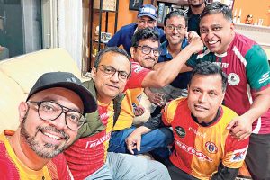 কাপ শেষে ডাক ডার্বির! প্রবাসের ঘটি-বাঙাল লড়াই, ইলিশ-চিংড়ি যুদ্ধের প্রহর গুনছে মার্কিনের ‘উত্তেজনা’