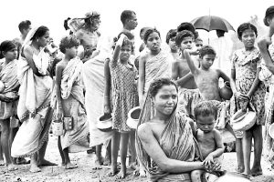 কিউবার জন্য চাল সংগ্রহ, অথচ তাত্ত্বিকদের মনে উঁকি দেয় না পশ্চিমবঙ্গের উদ্বাস্তু মা-ভাই-বোনের মর্মন্তুদ যন্ত্রণা!