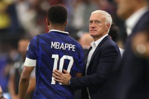 ‘সেমিফাইনাল খেলানোর যোগ্যতা নেই’, স্বপ্নভঙ্গে রেফারিং নিয়ে বিস্ফোরক ফ্রান্সের বিদায়ী কোচ দেশঁ