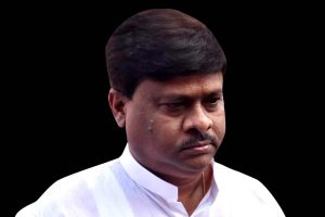 কেঁচো খুঁড়তে কেউটে! অস্ত্র আইন মামলায় জর্জরিত দিলীপের কার্যালয় থেকে উদ্ধার কাঁড়ি কাঁড়ি জাল নোট
