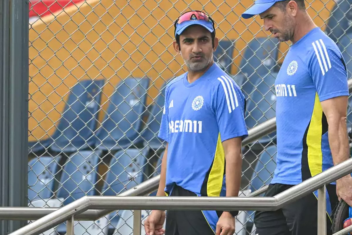Team India Coach Set To Resign After England ODI Series