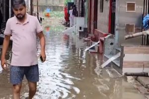 দিল্লিতে বন্যার বলি ৩ বছরের শিশুকন্যা, বাড়ির কাছে বর্ষার জমা জলে ডুবে মৃত্যু একরত্তির