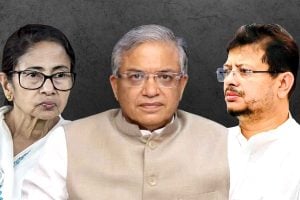 জ্ঞানেশের হাতে তৃণমূলের প্রতীক-ভবিষ্যৎ! সোমে কমিশনে নথি পেশের আগে চিন্তায় দুই শিবির