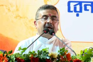 এক ফোনেই অভিযোগ মুখ্যমন্ত্রীর কাছে! কাটমানি, সিন্ডিকেটরাজ রুখতে চালু হেল্পলাইন