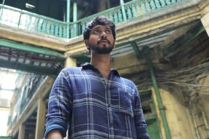 সুপারম্যান আর থ্রিলারের গল্পে প্রেমের উজান স্রোত, কেমন হল ‘কাতুকুতু বুড়ো’?